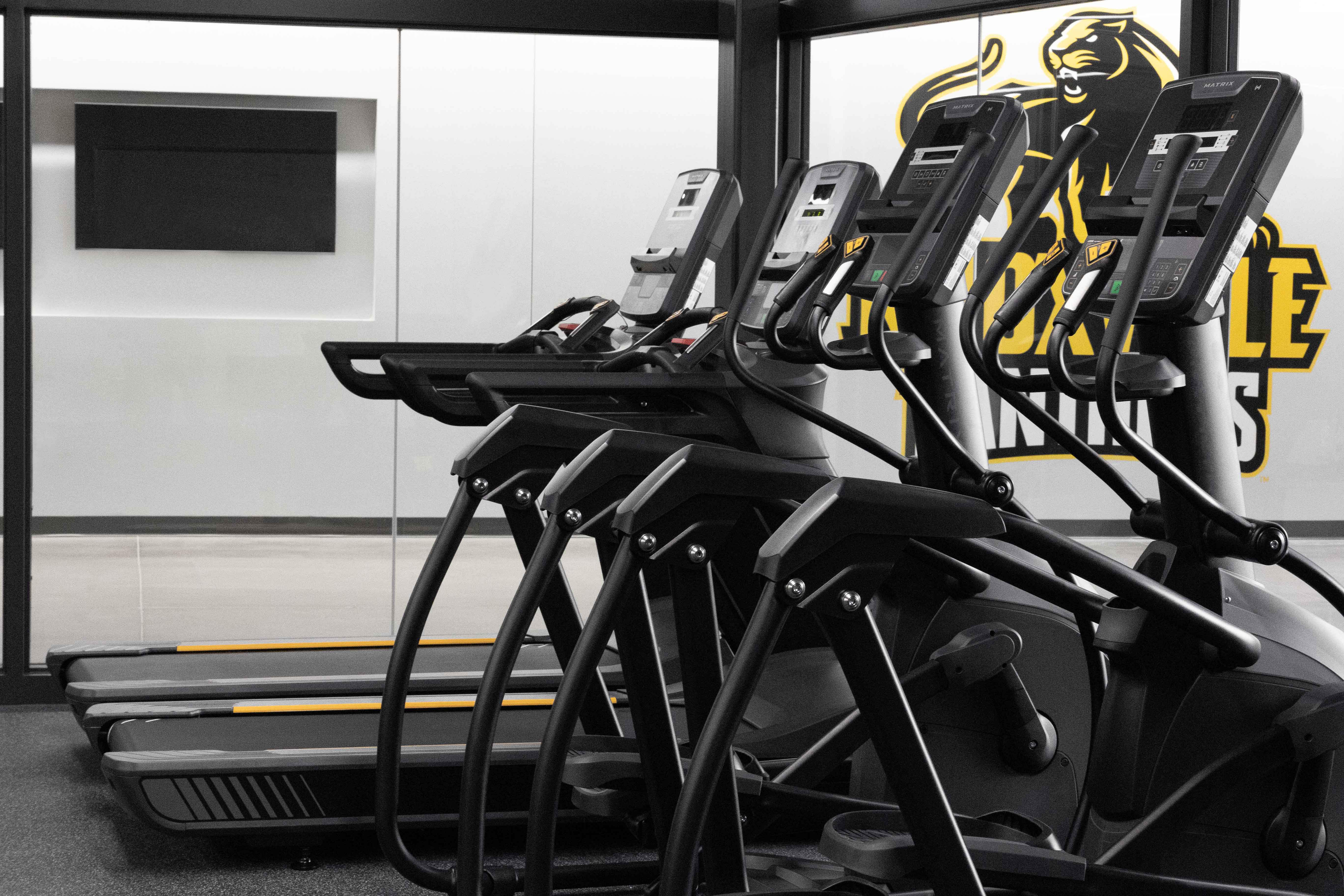 School's New Weight Room the Envy of Everyone Who Sees It | Athletic  Business, image size:5472x3648