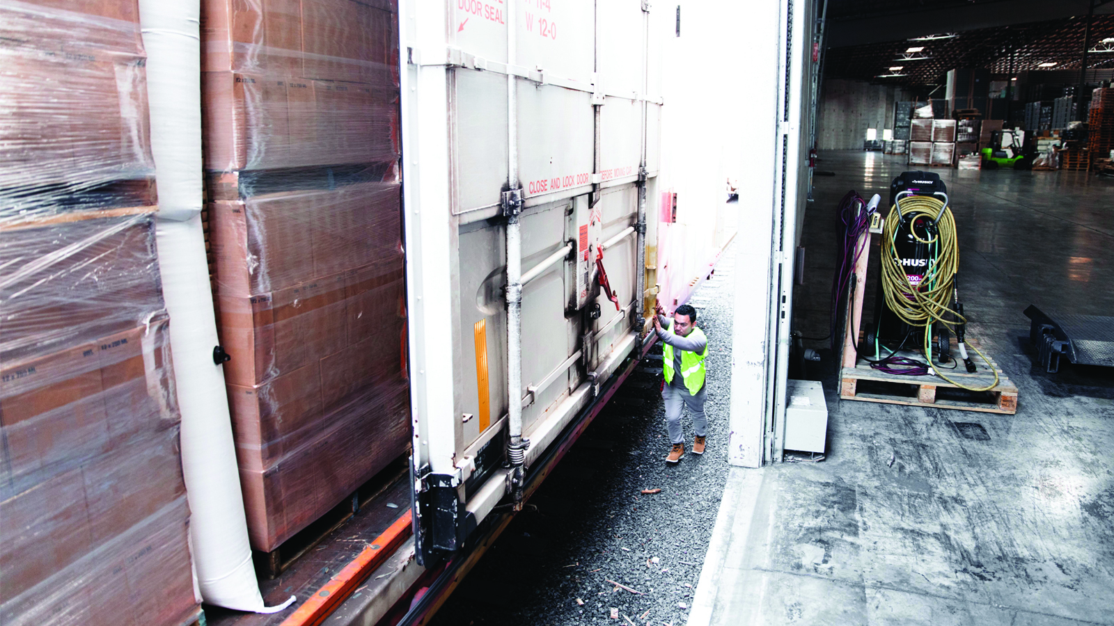 Food and Beverage Companies Increasingly Turning to Logistics Companies